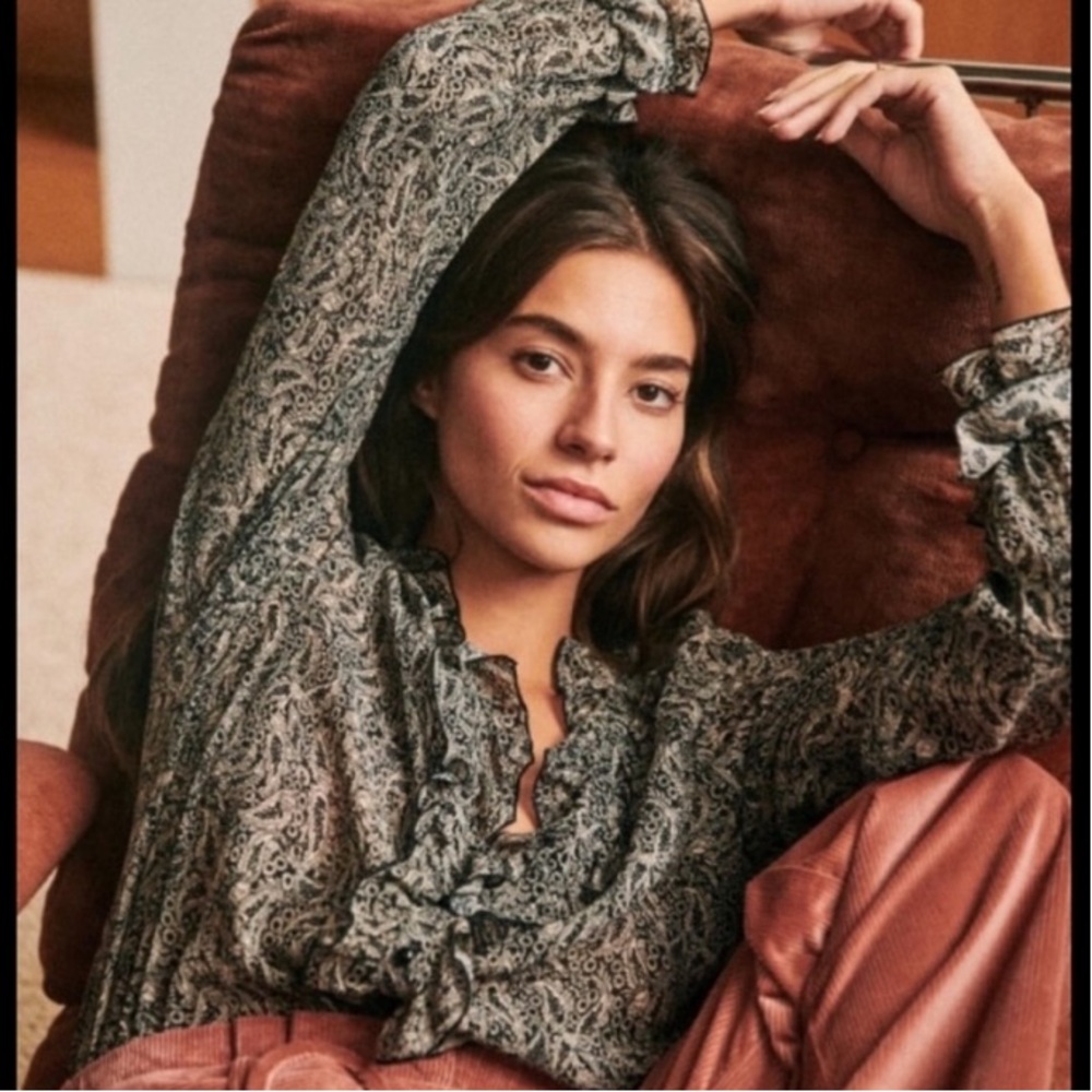 Sezane Black and Gray Patterned Blouse